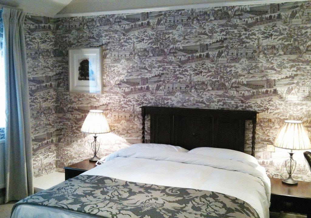 The Fleece At סירנססטר חדר תמונה A bedroom at the hotel