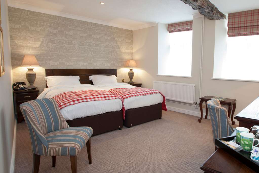 The Fleece At סירנססטר חדר תמונה A room at the hotel